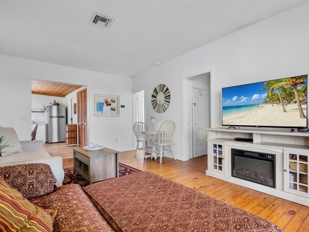 Living and Additional Dining