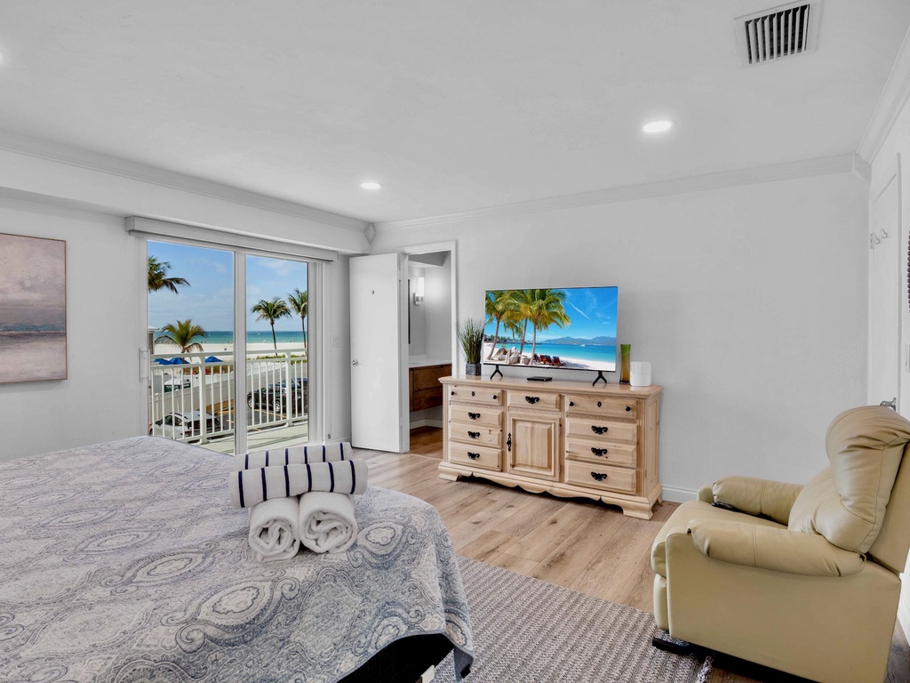 Jamaica Royale 204 by Tropical Sands Accommodations