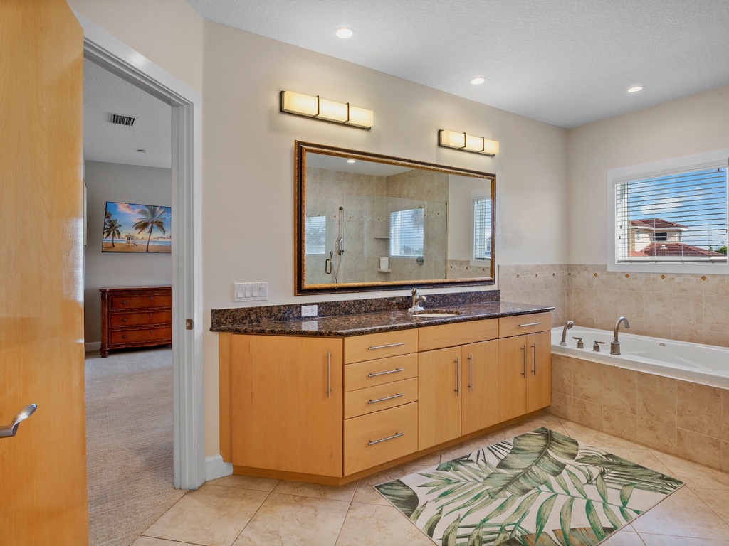 Primary Bathroom, Ensuite