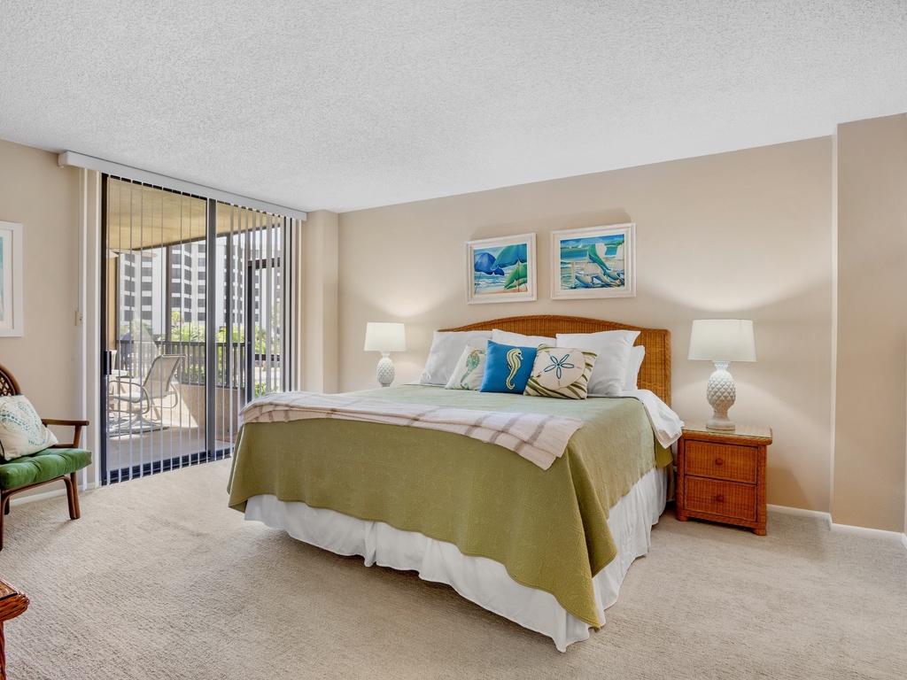 Gulf and Bay Club D101 by Tropical Sands Accommodations