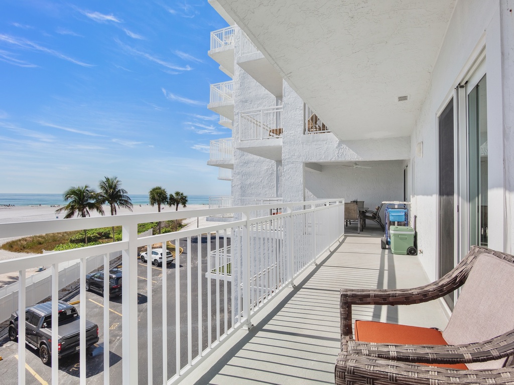 Jamaica Royale 303 by Tropical Sands Accommodations