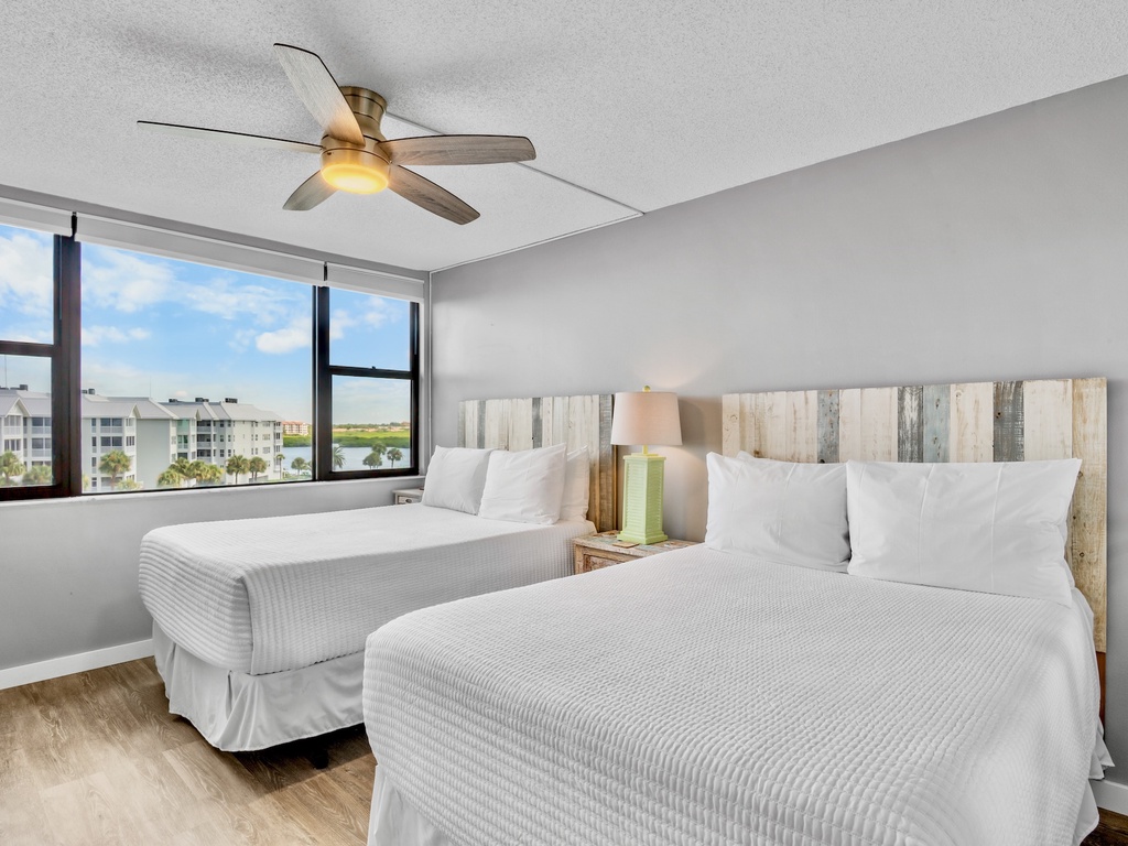 Harbor Towers Unit 515 by Tropical Sands Accommodations