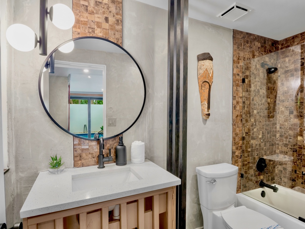 Full Bathroom
