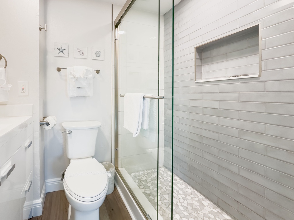 405 bath 4