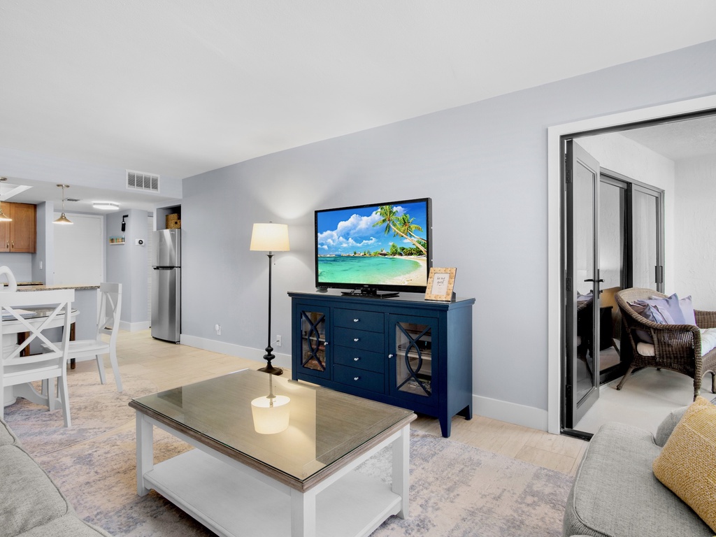 Harbor Towers Unit 212 by Tropical Sands Accommodations