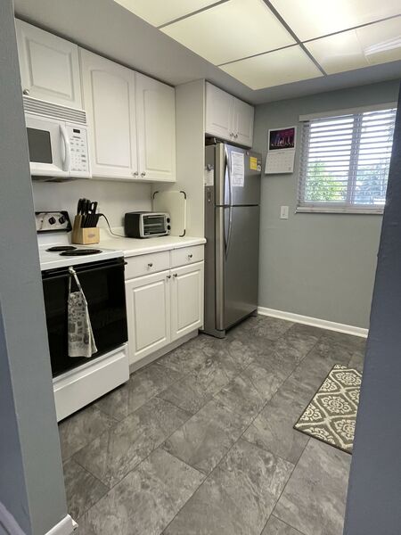 Fully equipped kitchen