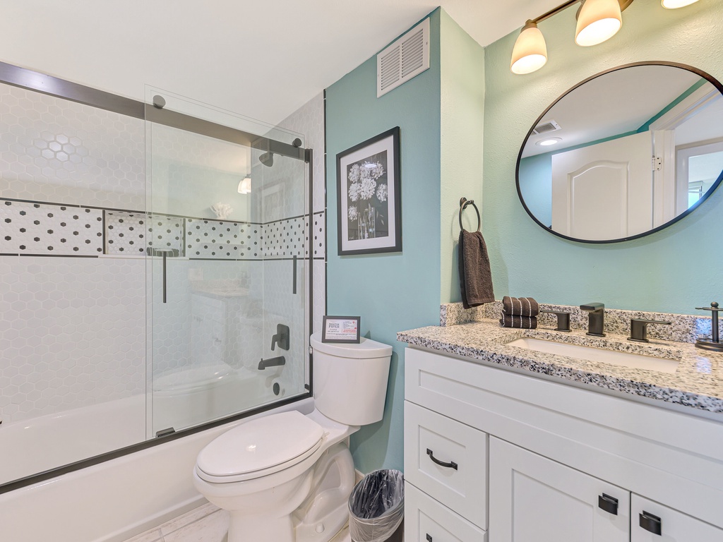 Shared Hall Bathroom