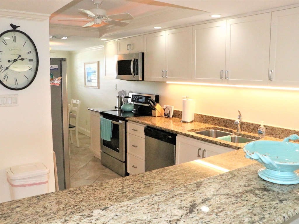 Gulf and Bay Club- C305