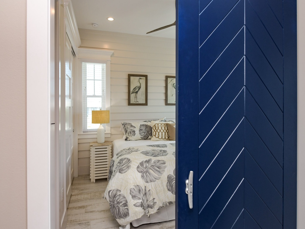 Second Bedroom (3rd floor), King bed