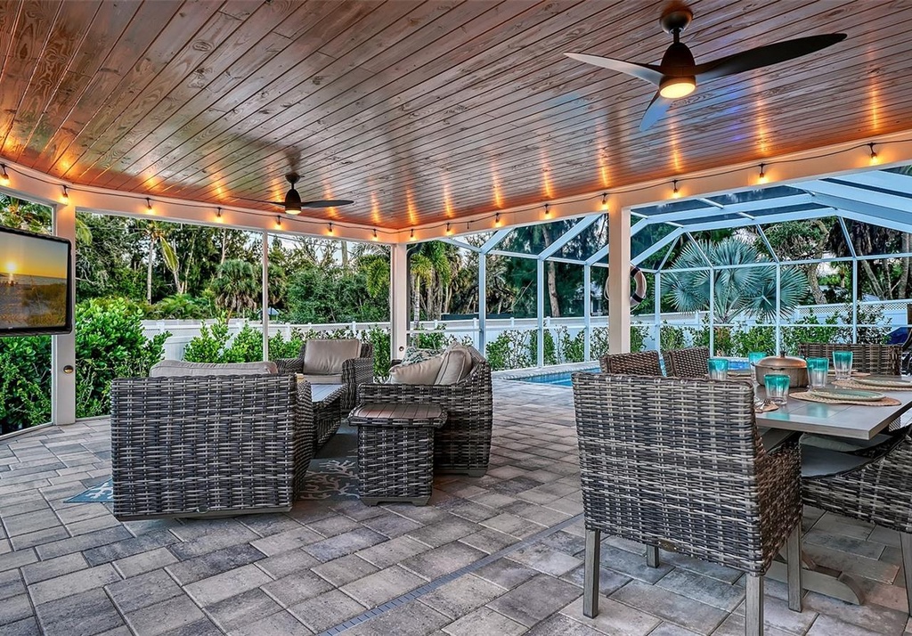 Outdoor Lounge Area