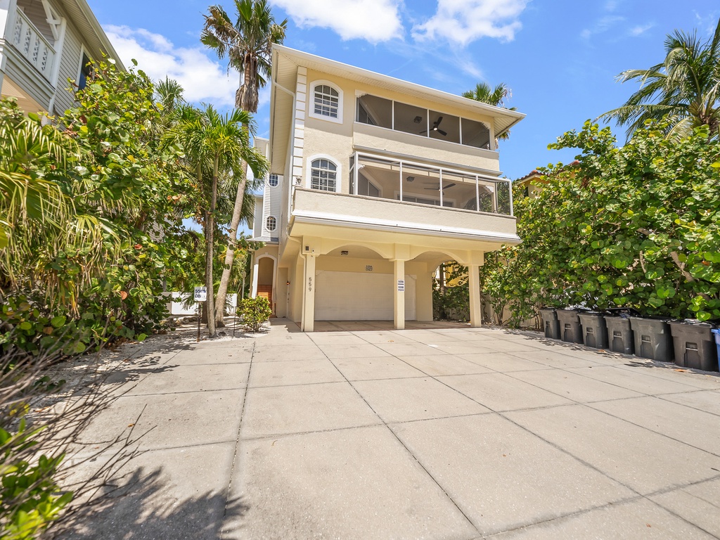 Island Sun by Siesta Key Luxury Rental Properties