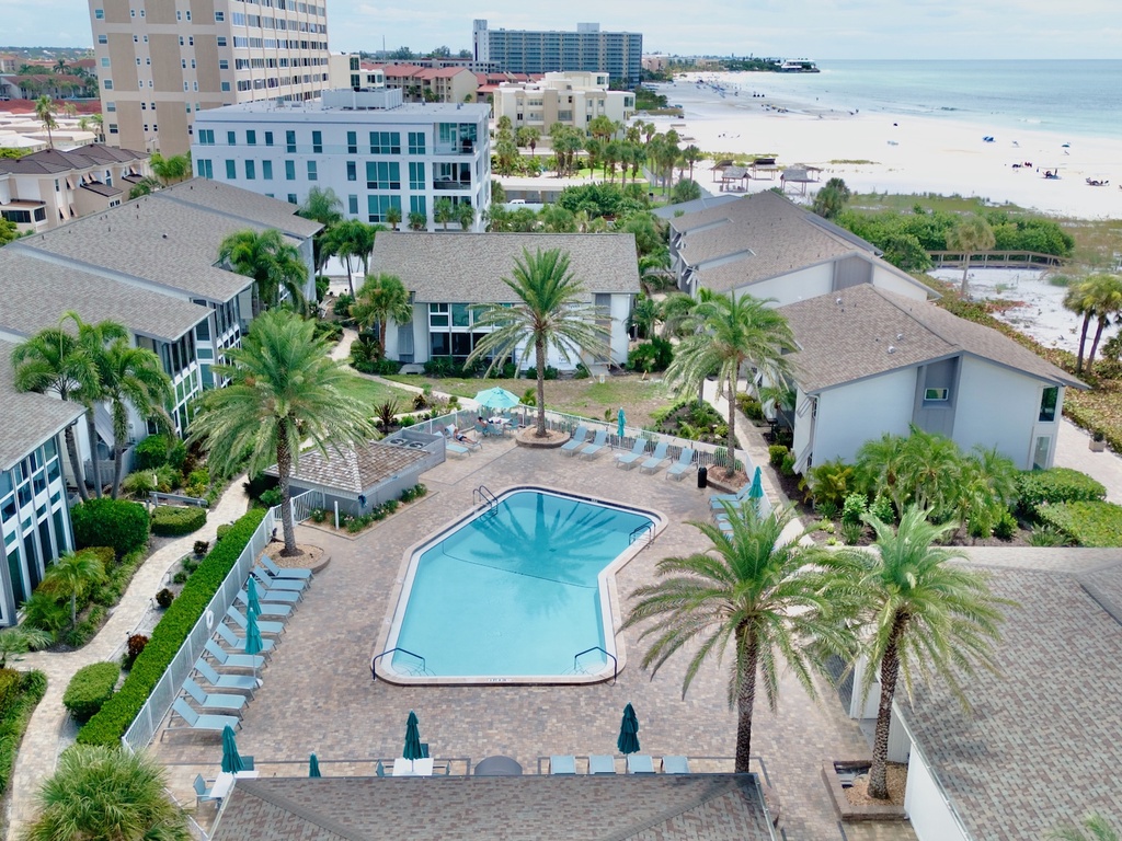 Community pool