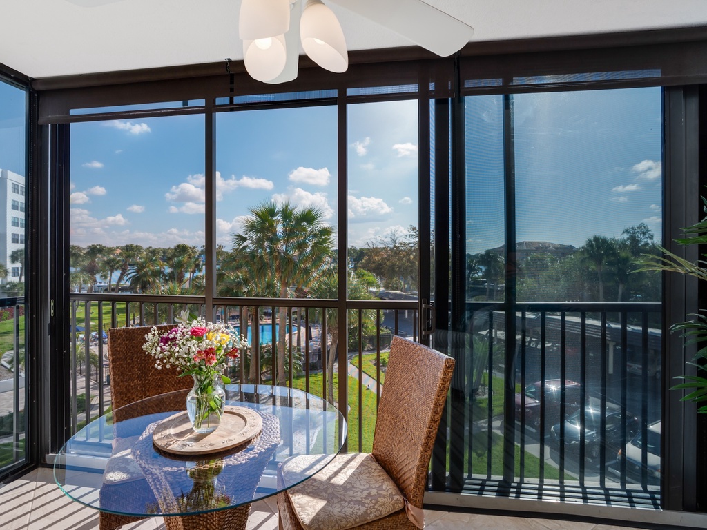 Harbor Towers Unit 330 by Tropical Sands Accommodations