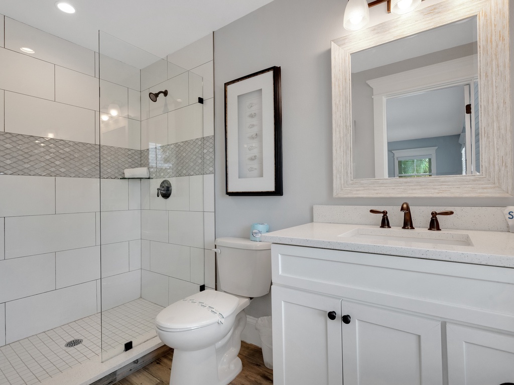 Fifth Bathroom, Ensuite