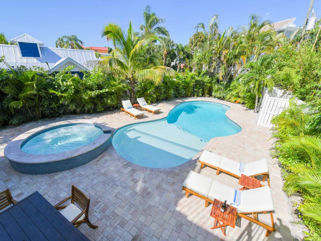 Private pool with in-ground spa