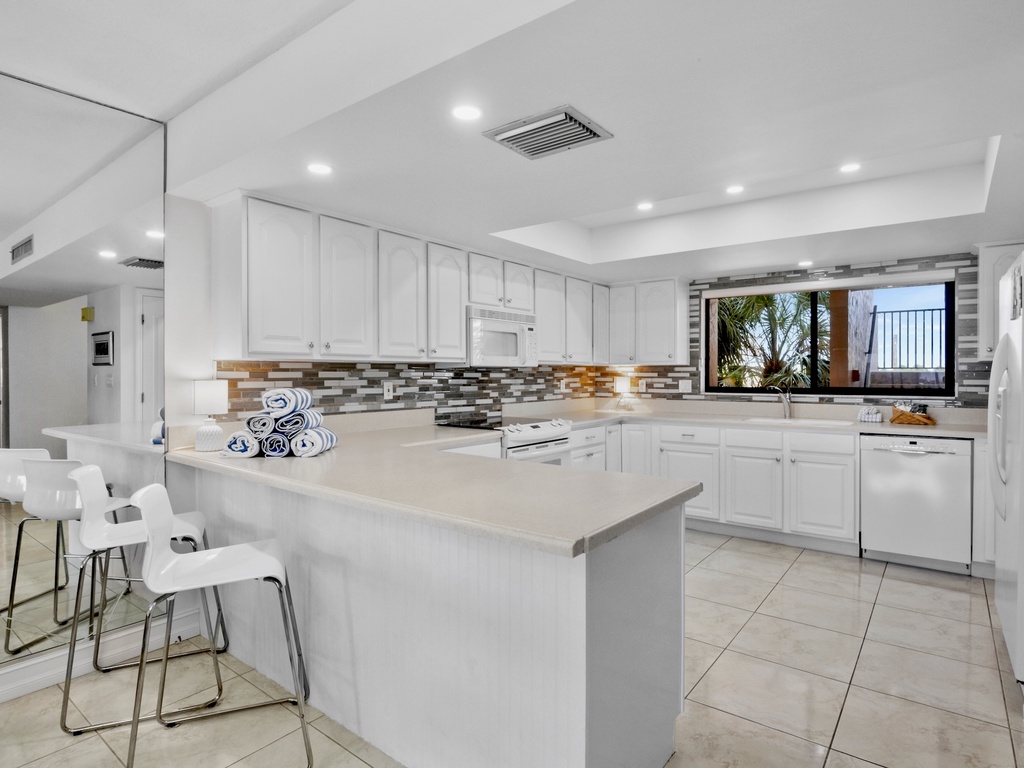 Midnight Cove II Unit 931C