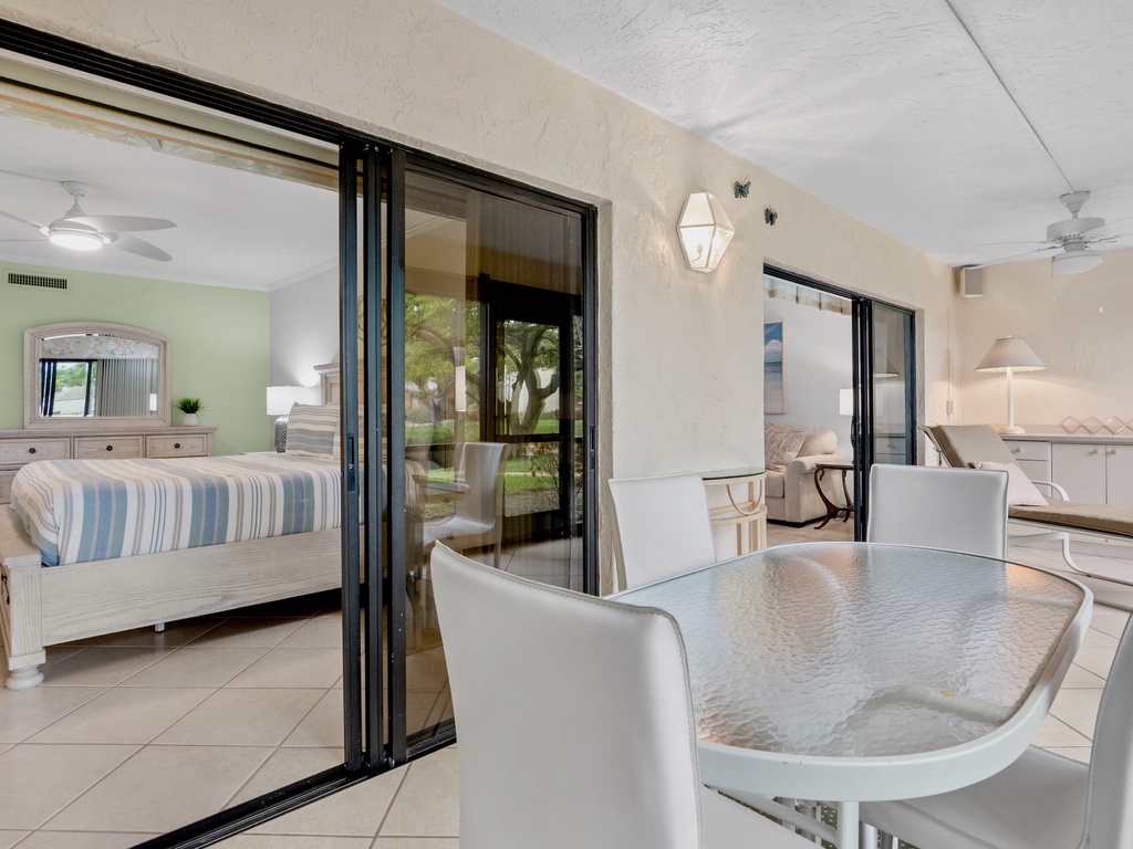 Midnight Cove II Unit 910 by Tropical Sands Accommodations