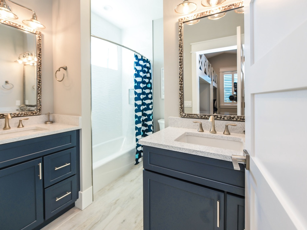 Sixth Bathroom - Ensuite