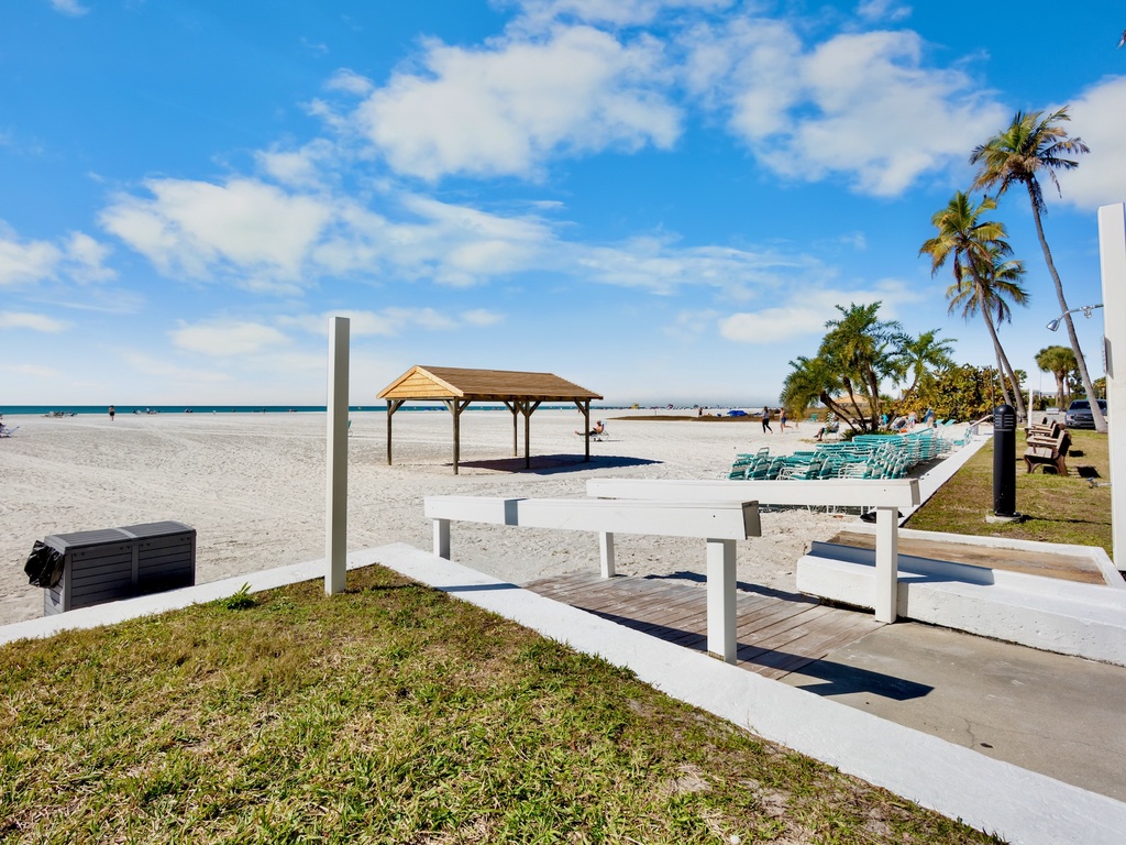 Jamaica Royale - Tropical Sands Accommodations