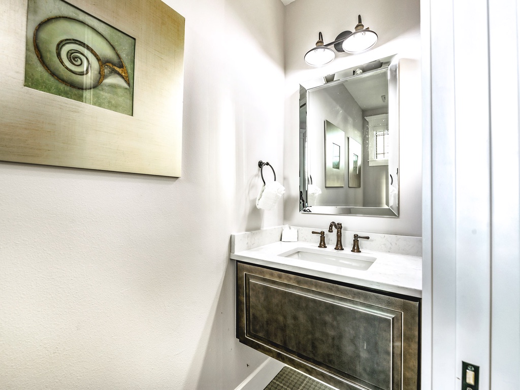 1/2 Bath ensuite to Bunk Room