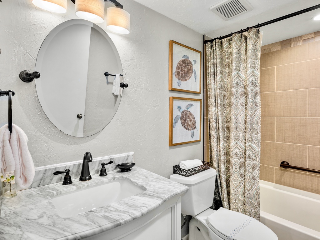 Gulf and Bay Club C209 by Tropical Sands Accommodations