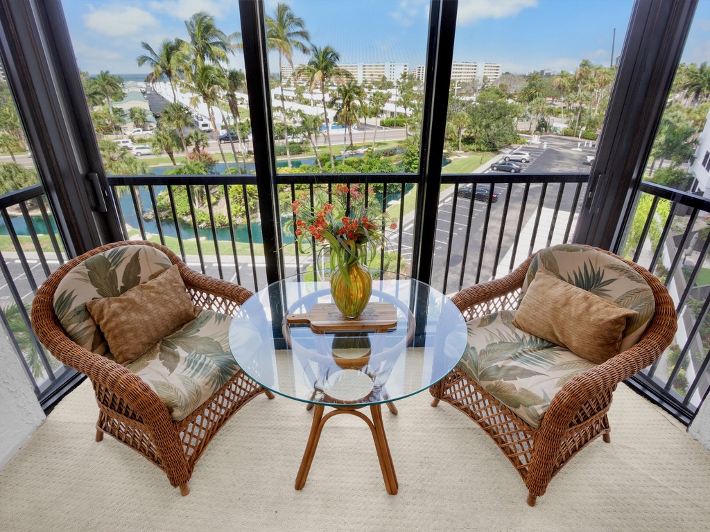 Harbor Towers Unit 525 by Tropical Sands Accommodations