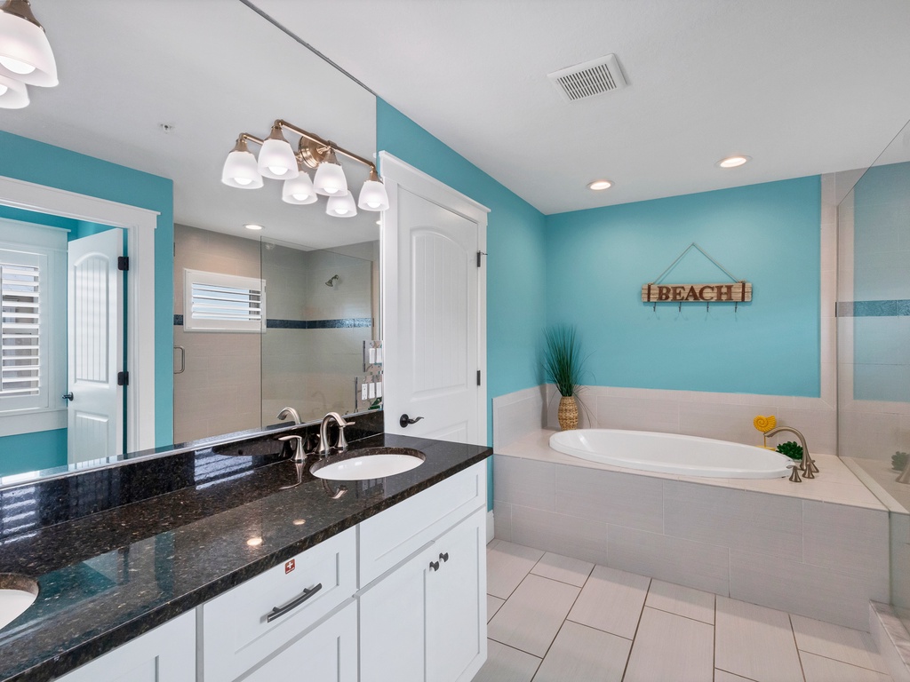 Third Bedroom (4th floor), Ensuite Bathroom