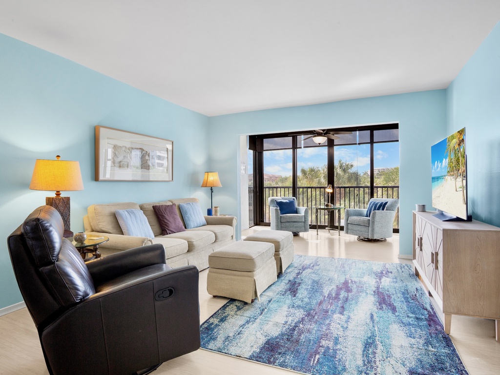 Harbor Towers Unit 303 by Tropical Sands Accommodations