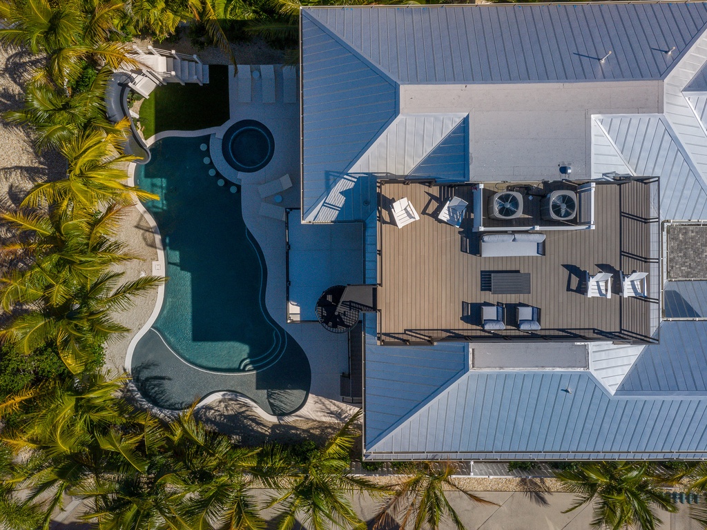 Big Kahuna by Lido Key Vacations