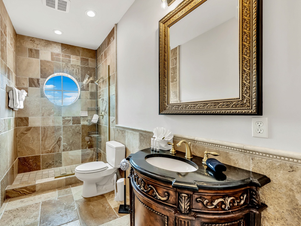Full bathroom on the second floor