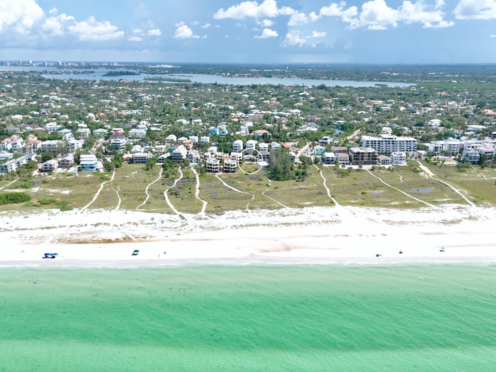 Coastal Cottage by Tropical Sands Accommodations