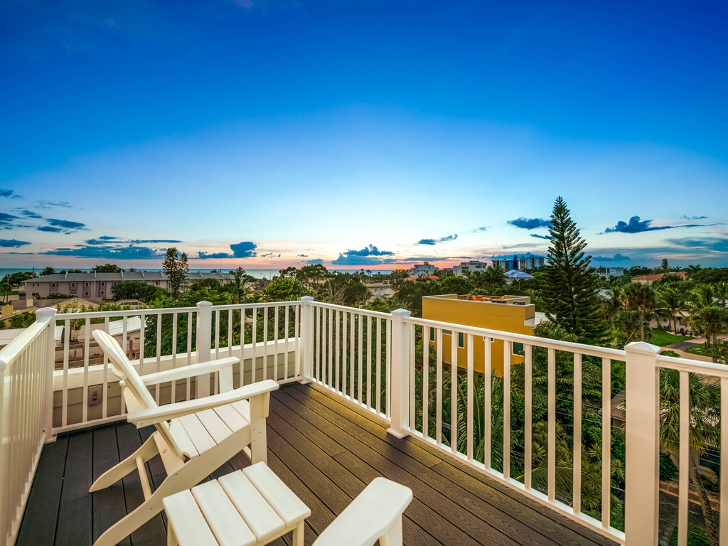 Views from Roof Top Deck!