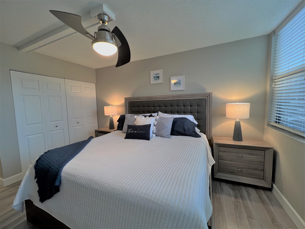 Primary Bedroom, King