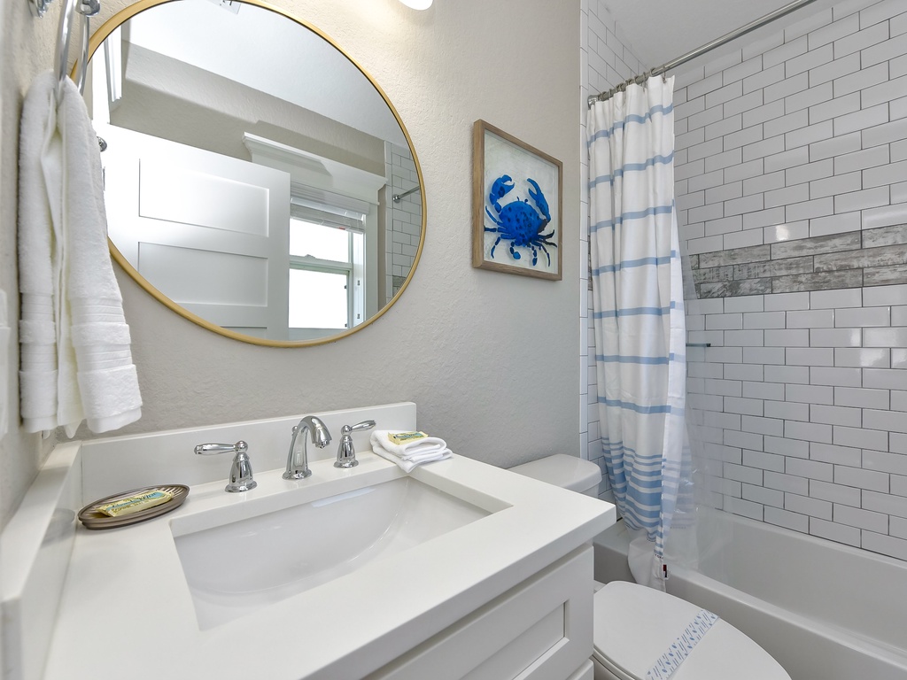 Sixth Bedroom, Ensuite Bathroom