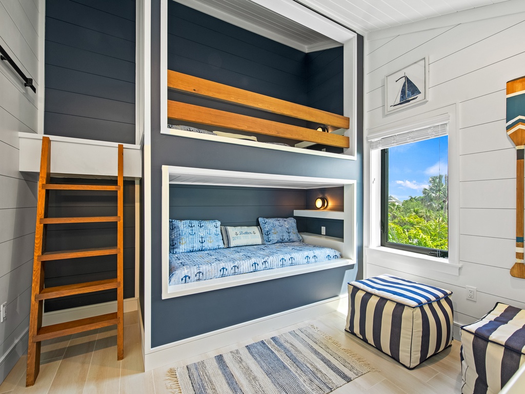 Eighth Bedroom (3rd floor): Twin over Twin bunk