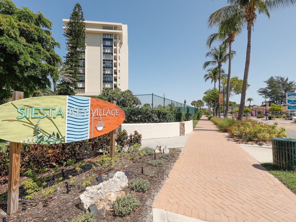 Siesta Key Village
