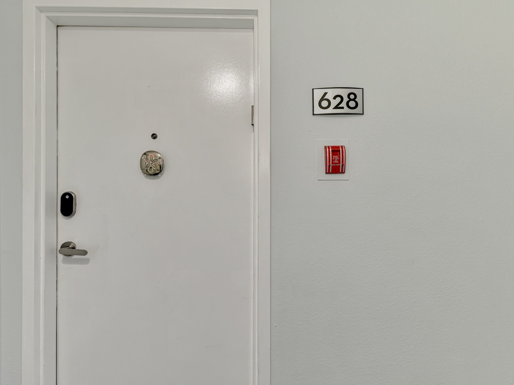 Private Entrance