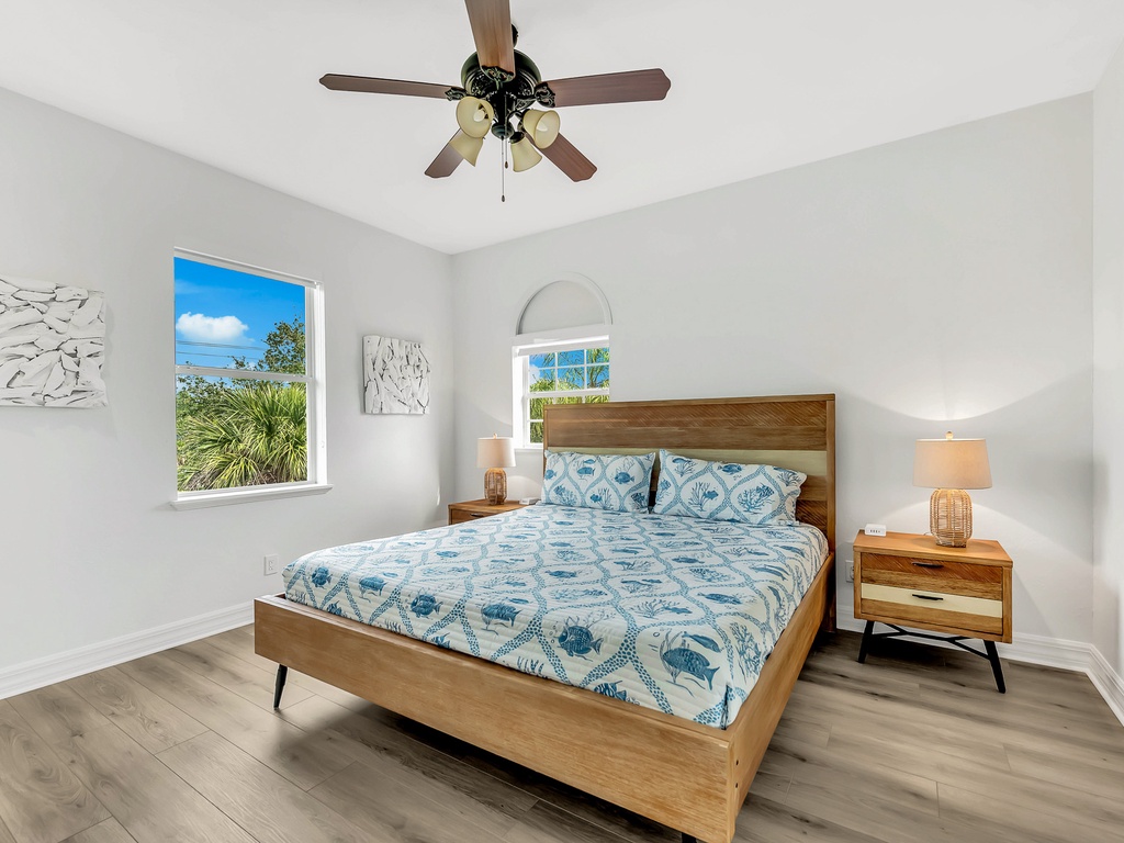 Third Bedroom, King bed