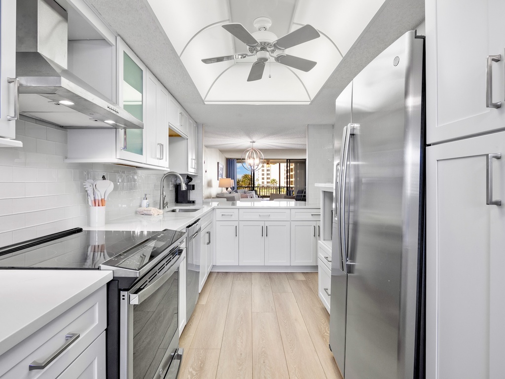 Gulf and Bay Club C209 by Tropical Sands Accommodations