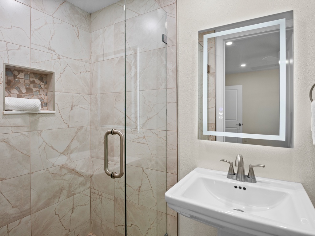 Primary Bedroom, Ensuite Bathroom