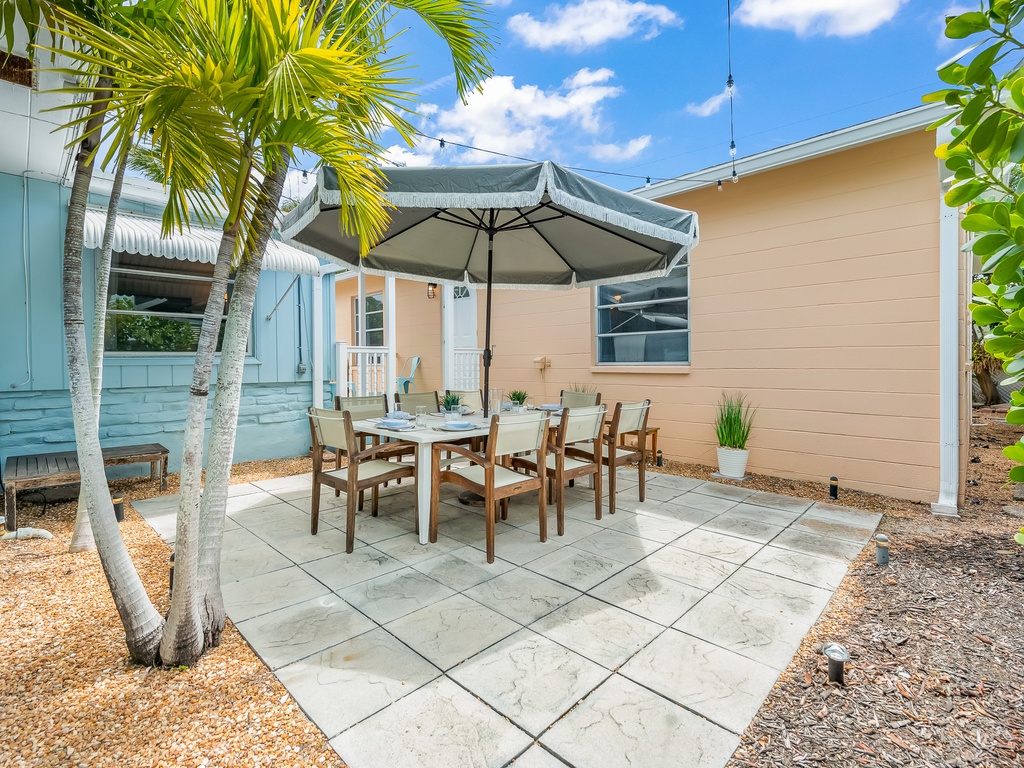 Outdoor dining area