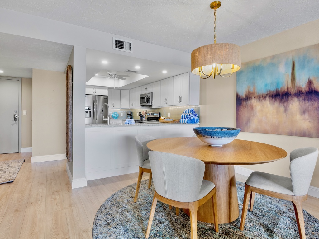 Midnight Cove II Unit 133 by Tropical Sands Accommodations