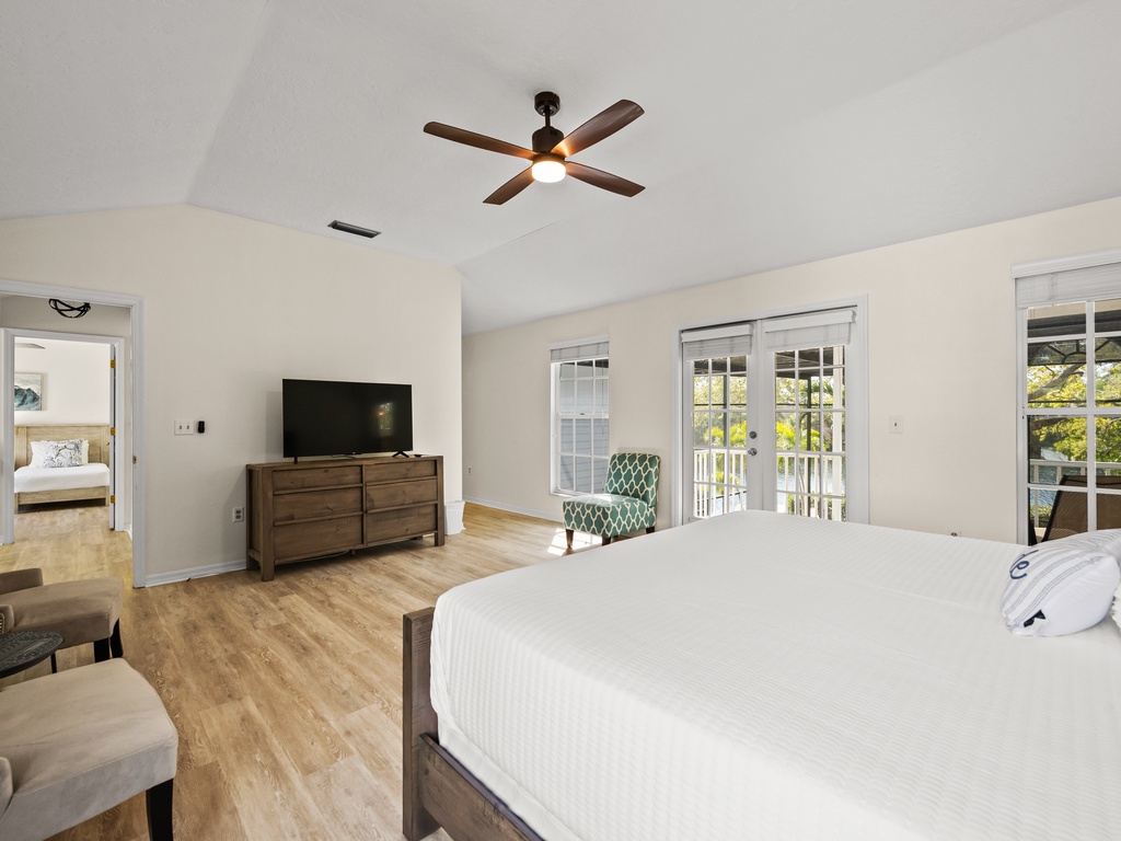 Primary Bedroom - King