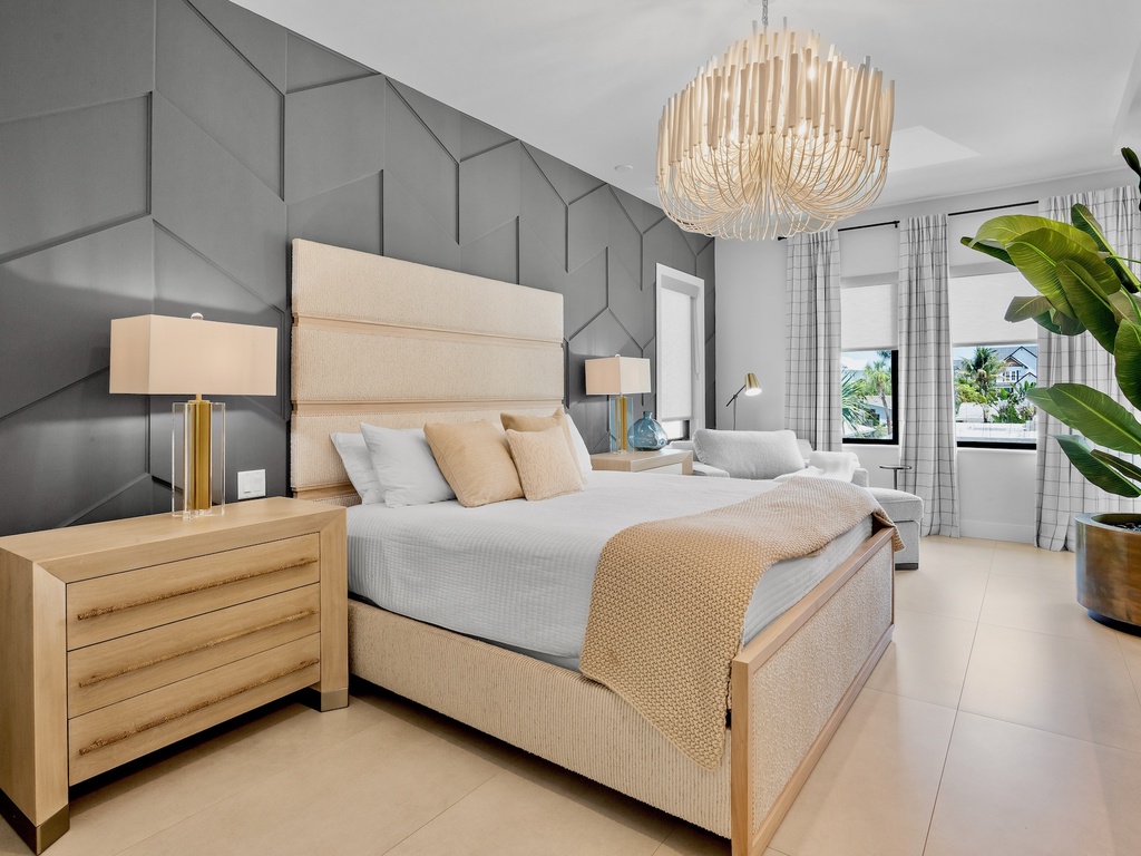 Primary Bedroom, King bed