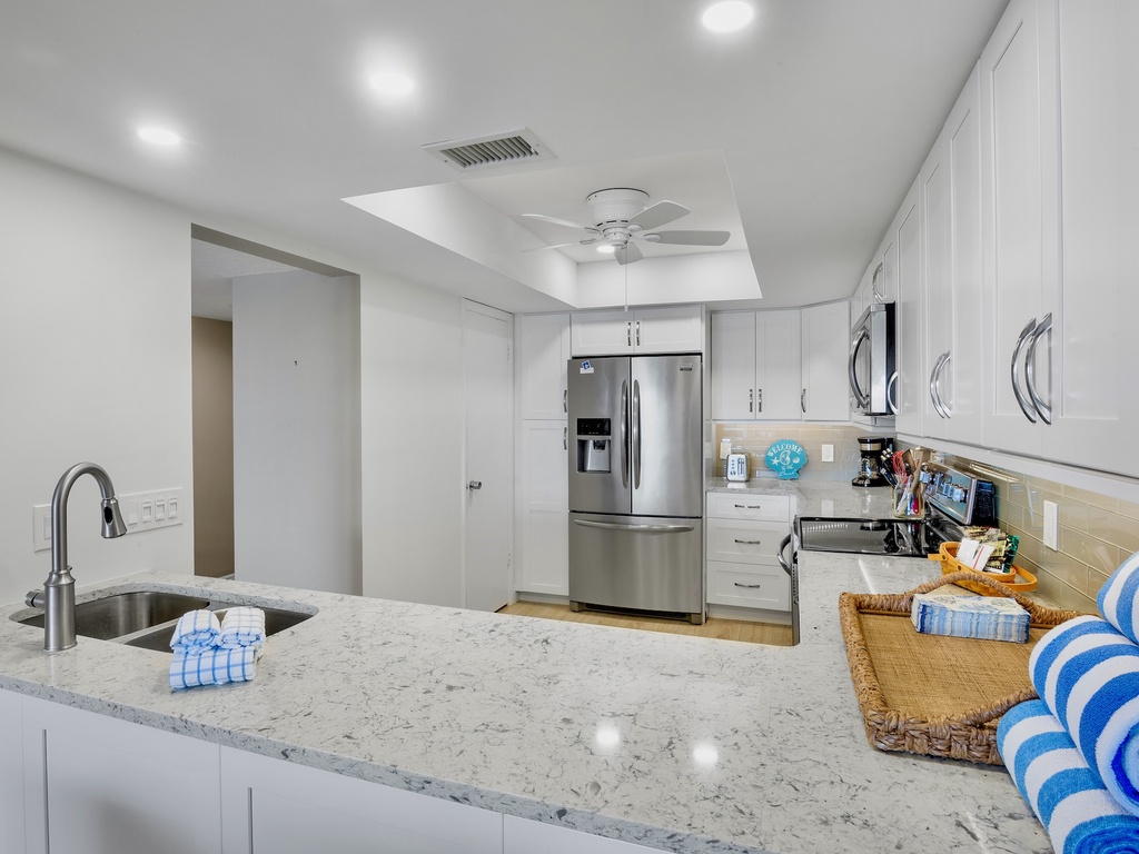 Midnight Cove II Unit 133 by Tropical Sands Accommodations