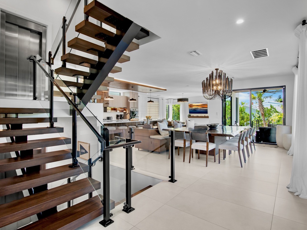 Open Kitchen, Living and Dining Area