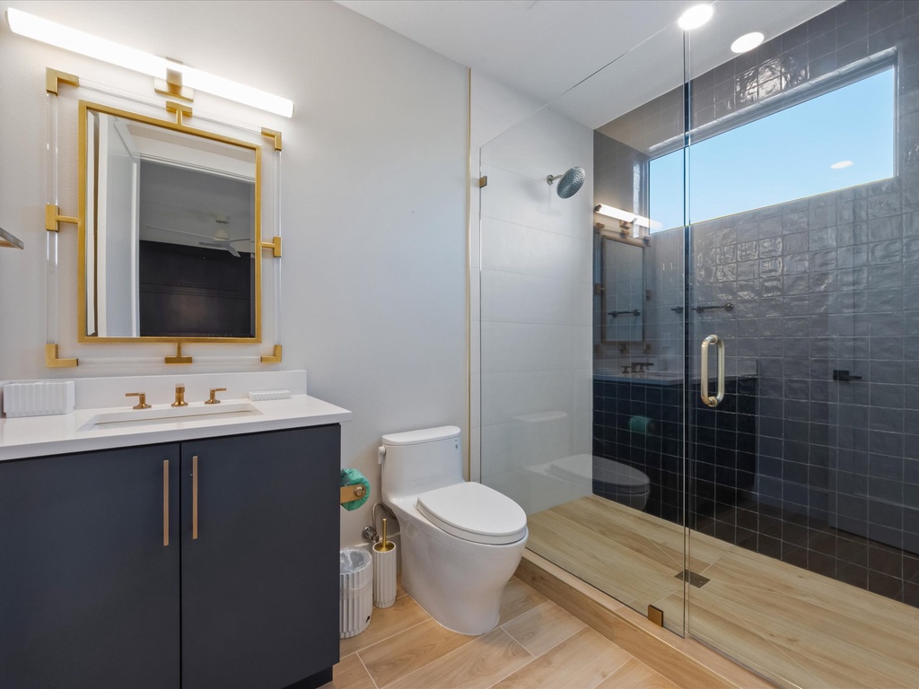 Fourth Bathroom, Ensuite