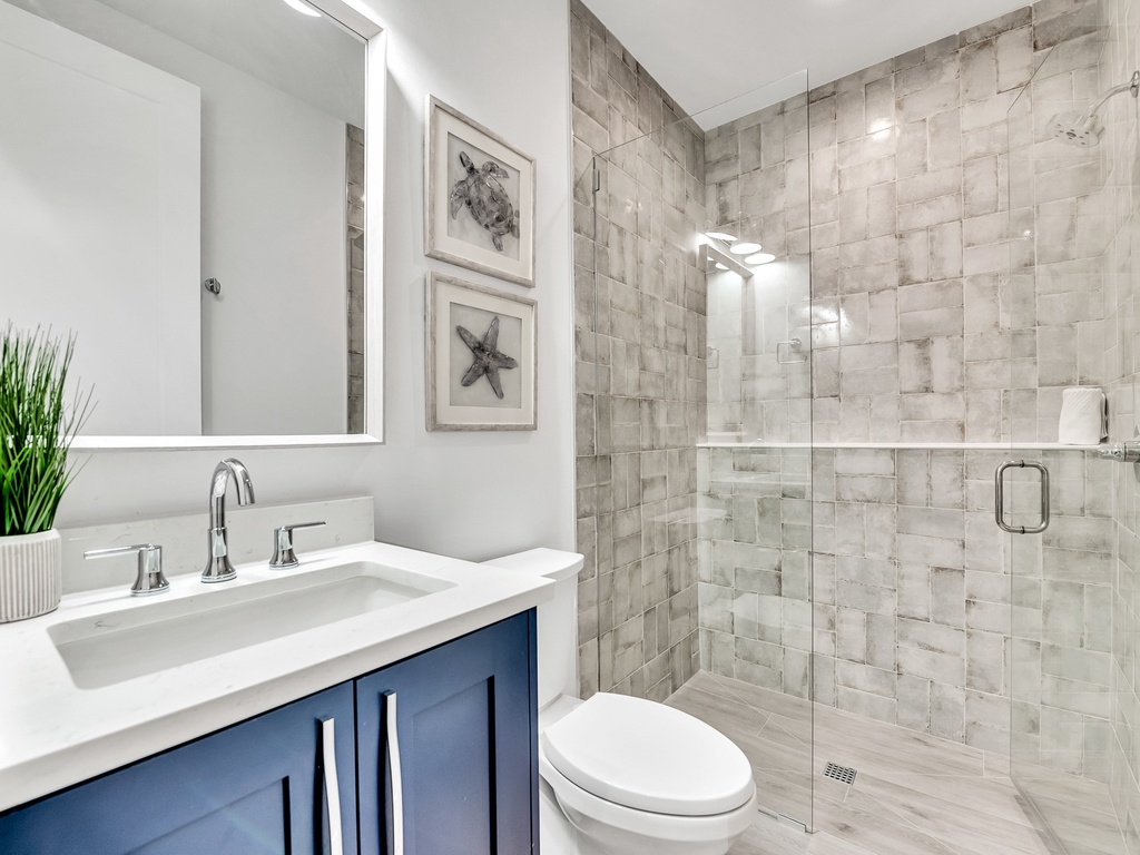 Seventh Ensuite Bathroom