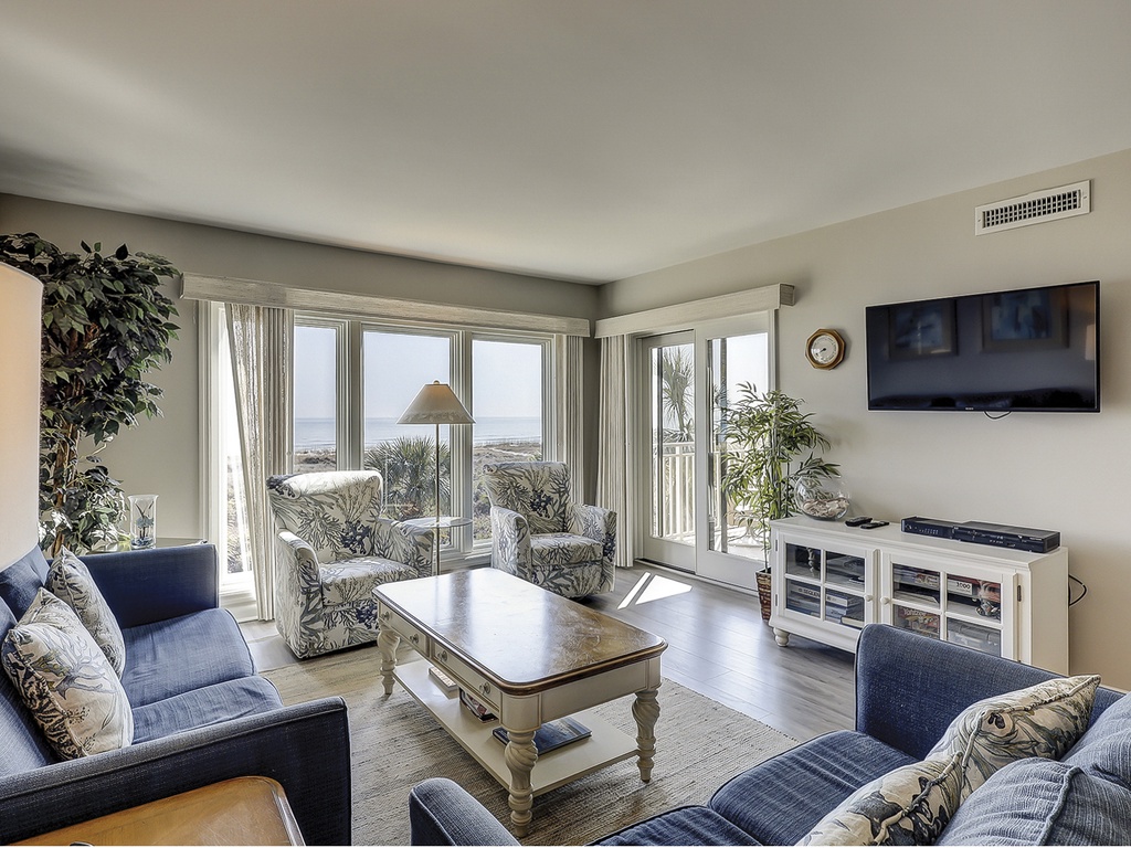 Shorewood 304 Photo