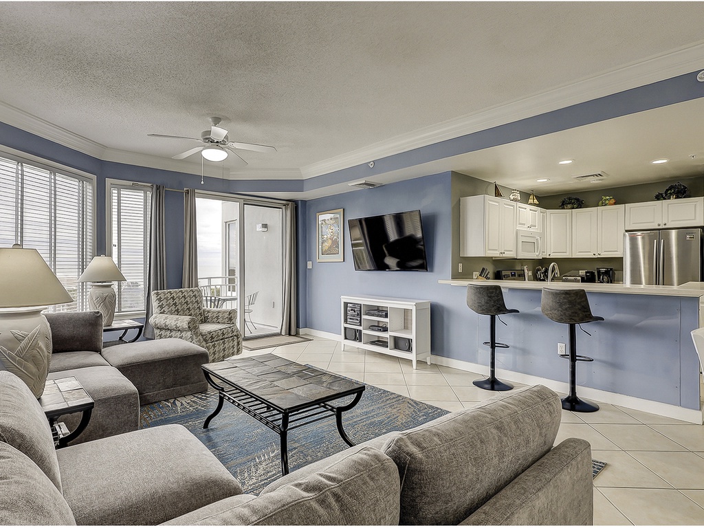 Sea Crest 2405 Photo